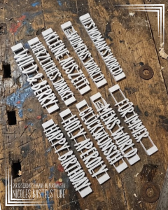 Nicoles Bastelstube Geschenkbox Geschenkbox mit verschiedenen Schriftzügen Nicoles Bastelstube Geschenkbox Geschenkbox mit verschiedenen Schriftzügen
